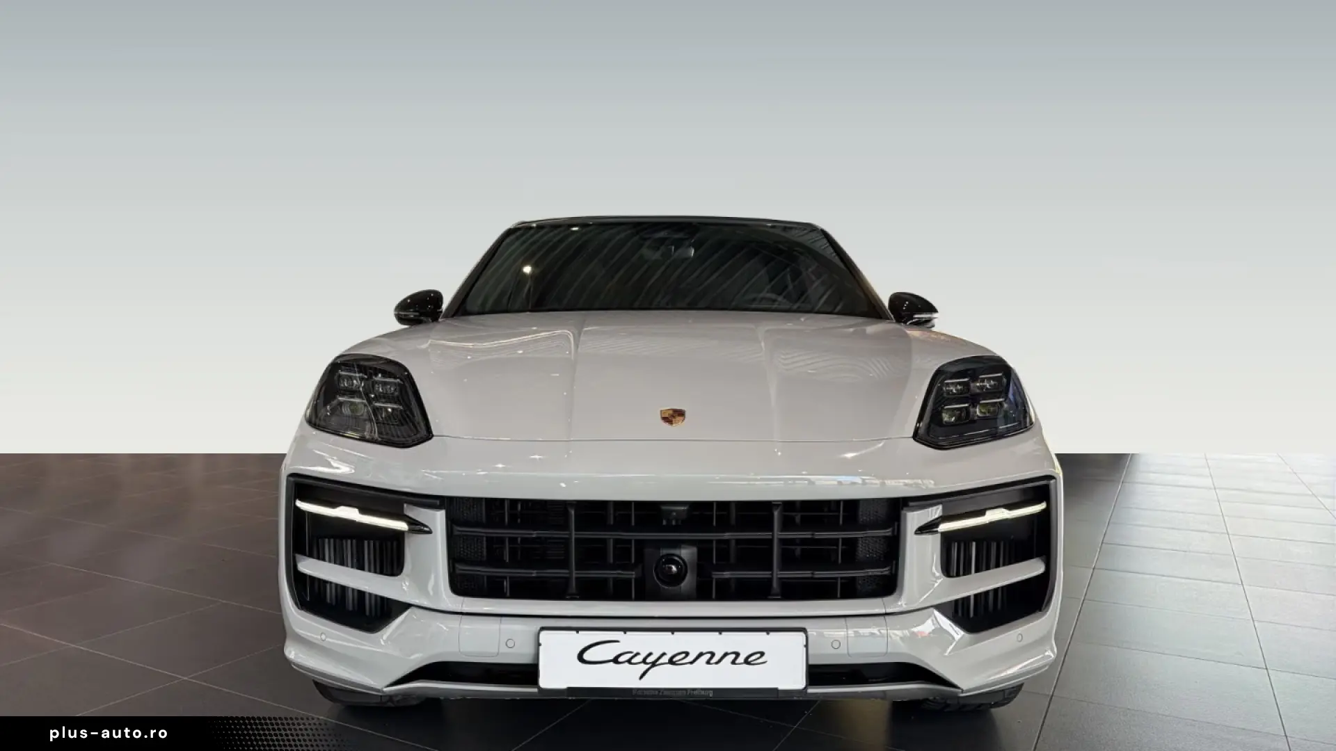 Porsche Cayenne GTS Coupe Rear Steering InnoDrive Head-Up