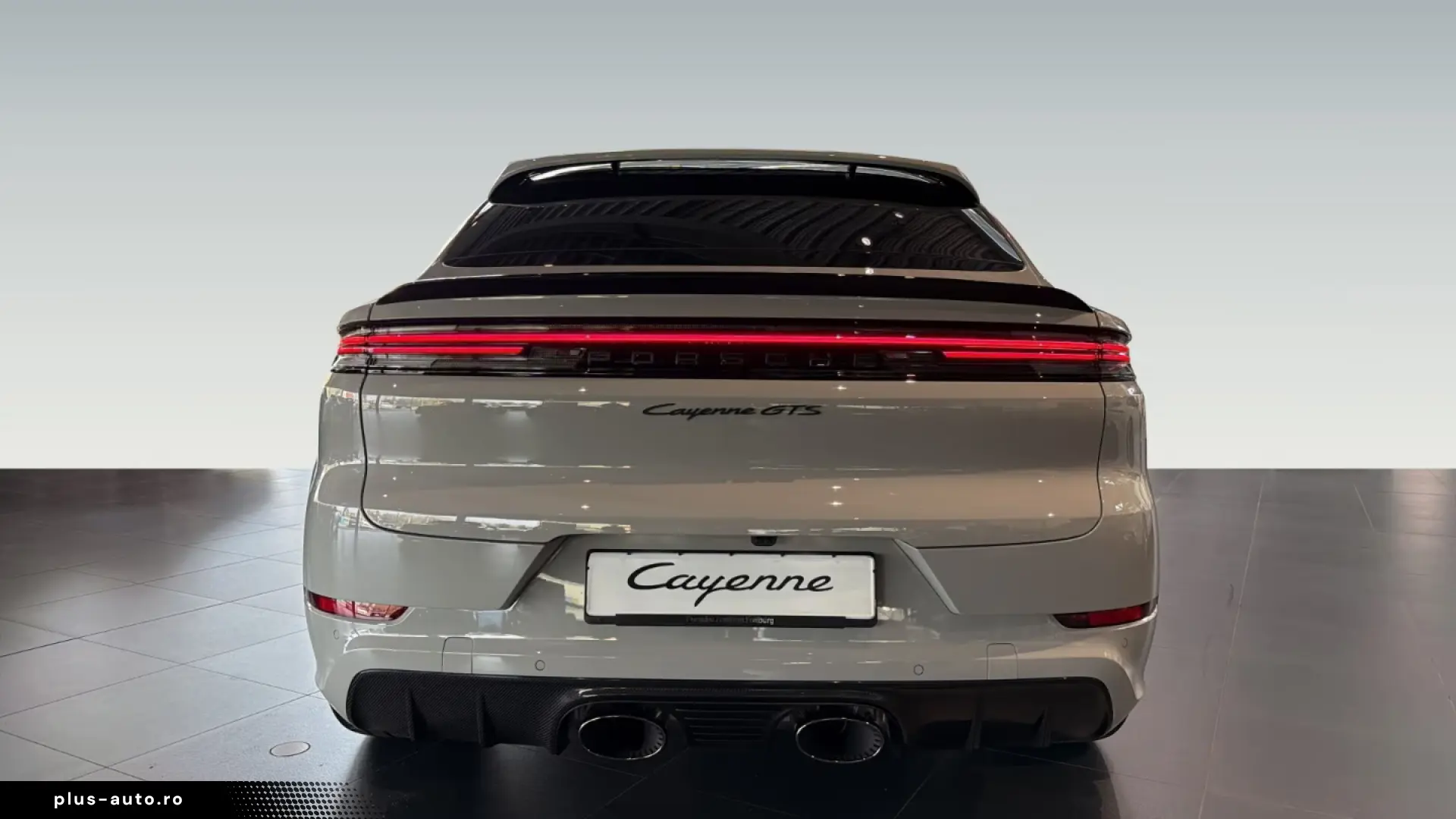 Porsche Cayenne GTS Coupe Rear Steering InnoDrive Head-Up