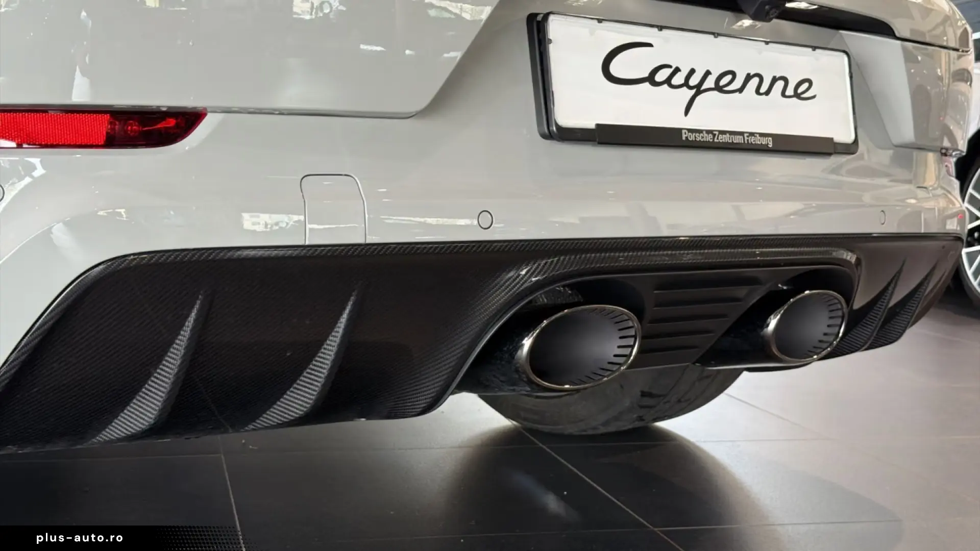 Porsche Cayenne GTS Coupe Rear Steering InnoDrive Head-Up