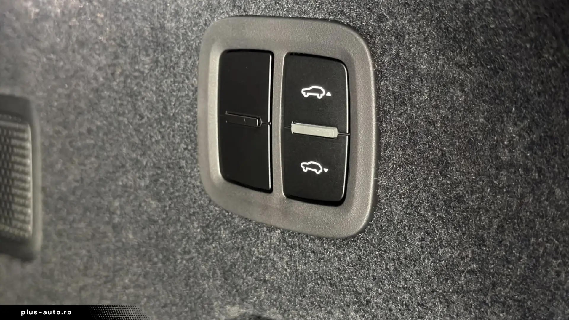Porsche Cayenne GTS Coupe Rear Steering InnoDrive Head-Up
