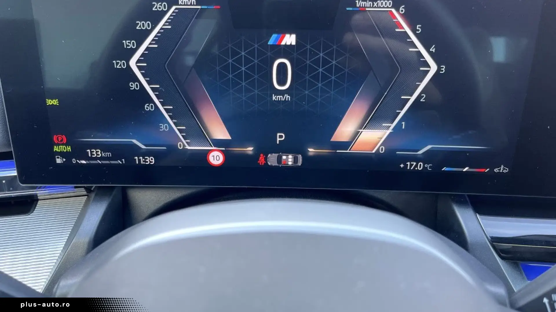 BMW 520d Lim M Sport Pro HUD B W PA  Pano Iconic 19