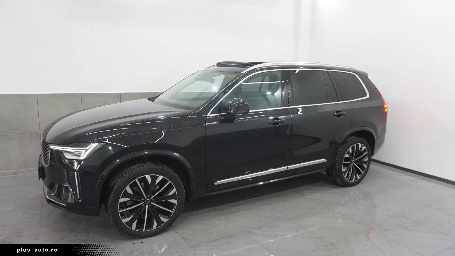 VOLVO XC90 B5 Plus Bright AWD Pano Pilot TWA H&K 7P