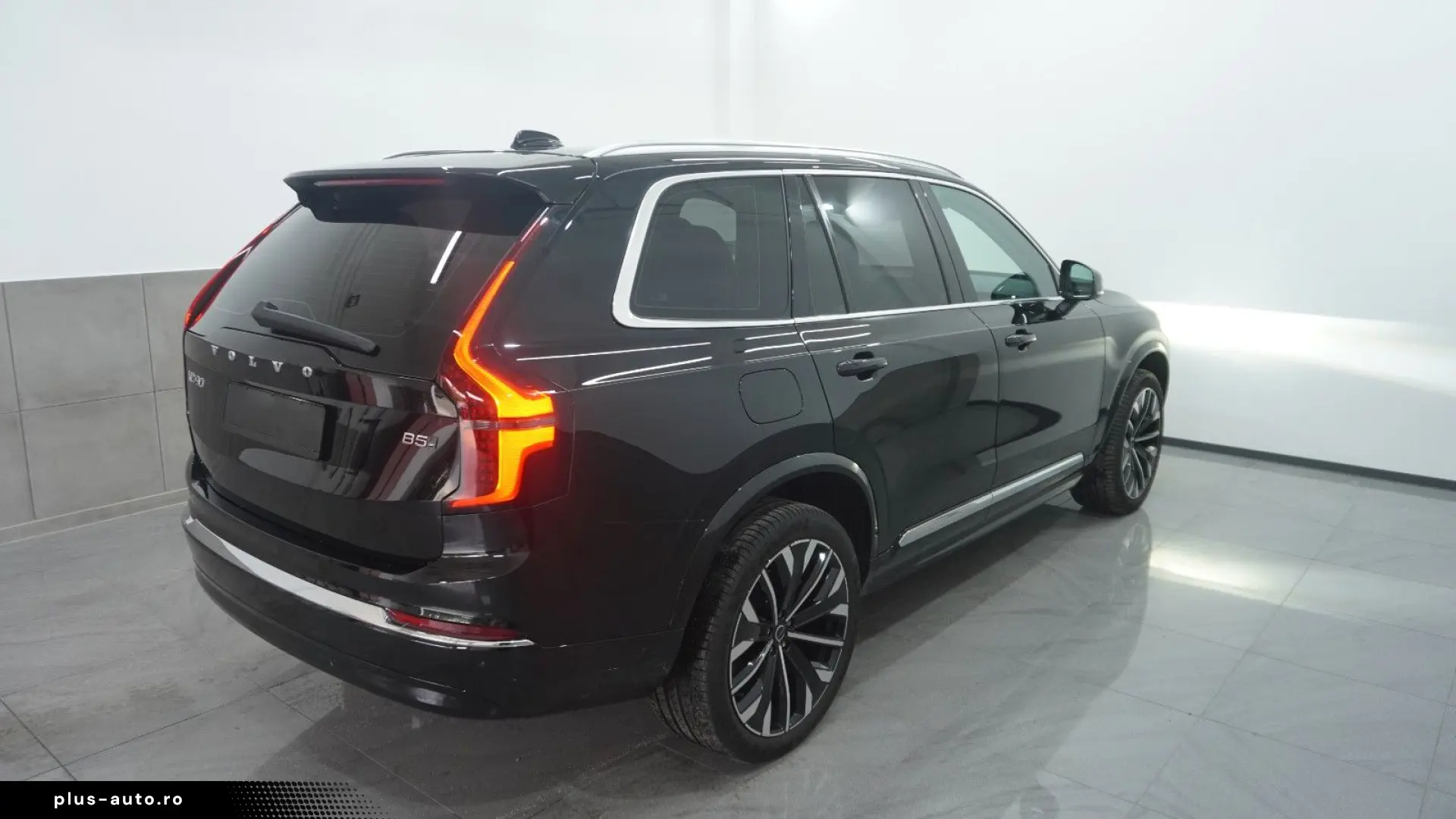 VOLVO XC90 B5 Plus Bright AWD Pano Pilot TWA H&K 7P