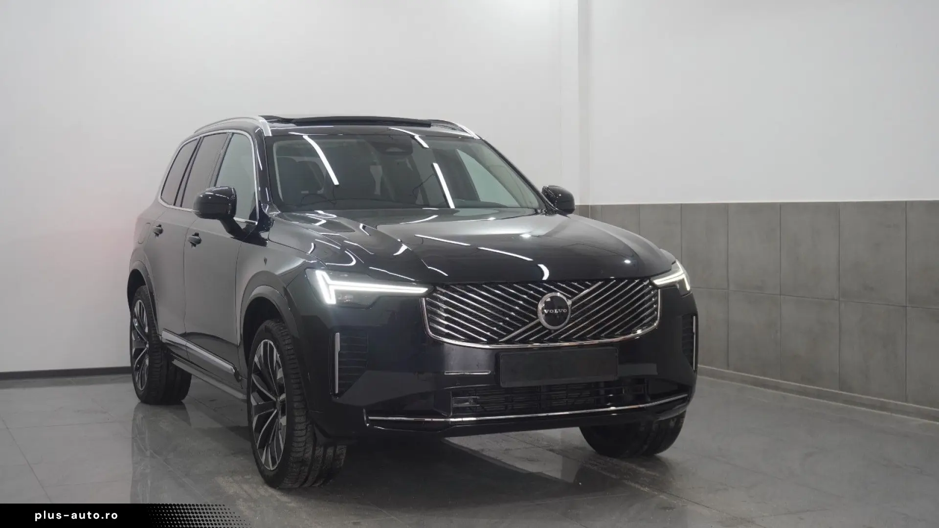 VOLVO XC90 B5 Plus Bright AWD Pano Pilot TWA H&K 7P