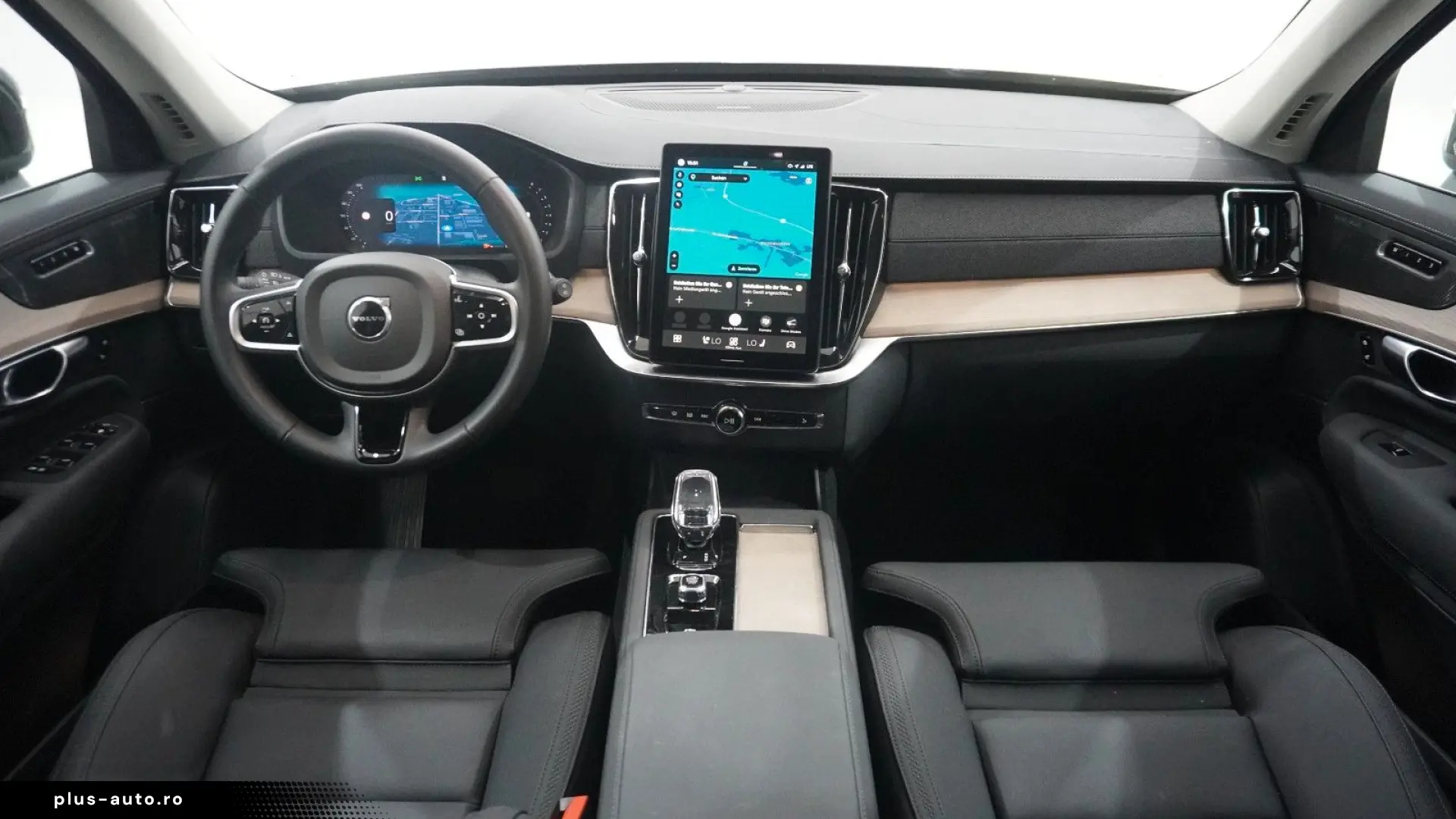 VOLVO XC90 B5 Plus Bright AWD Pano Pilot TWA H&K 7P