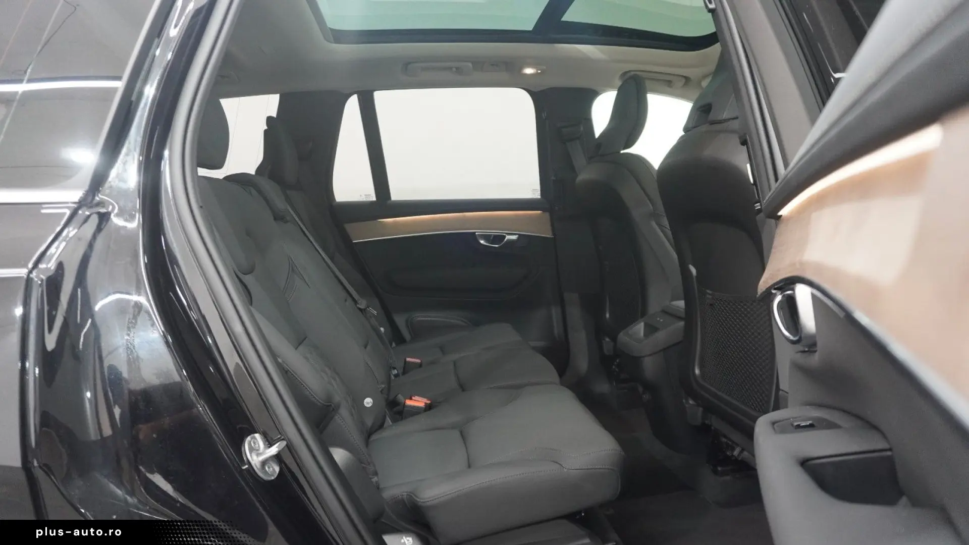 VOLVO XC90 B5 Plus Bright AWD Pano Pilot TWA H&K 7P