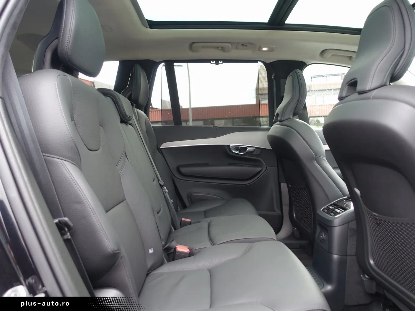VOLVO XC90 T8 Ultra  Plug-in Hybrid Pano 360  H&K