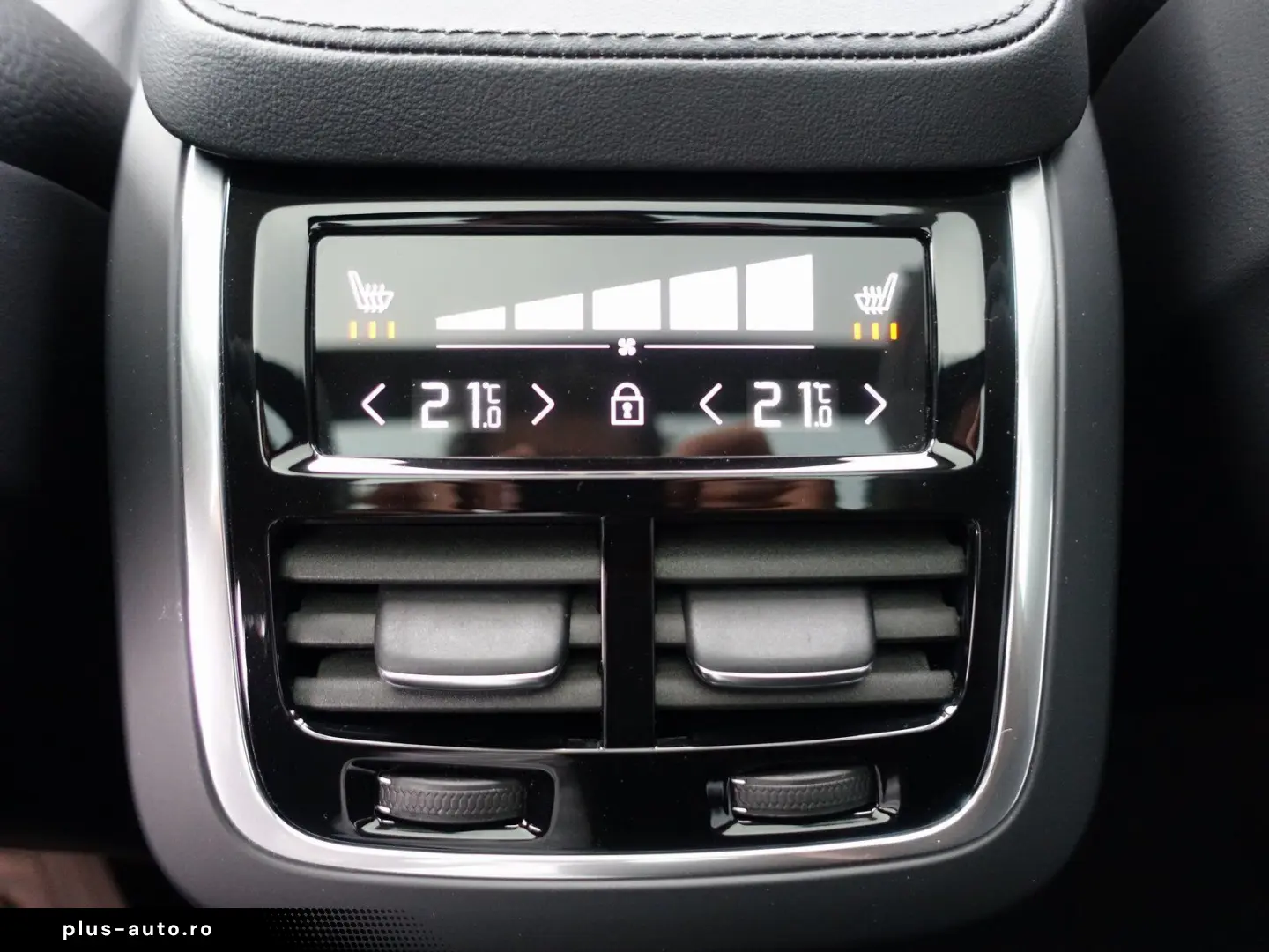 VOLVO XC90 T8 Ultra  Plug-in Hybrid Pano 360  H&K