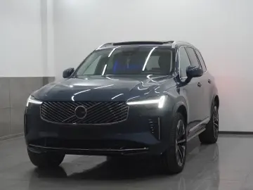 VOLVO XC90 T8 Plus Bright Hybrid Pan 360 HuD AHK BLISS