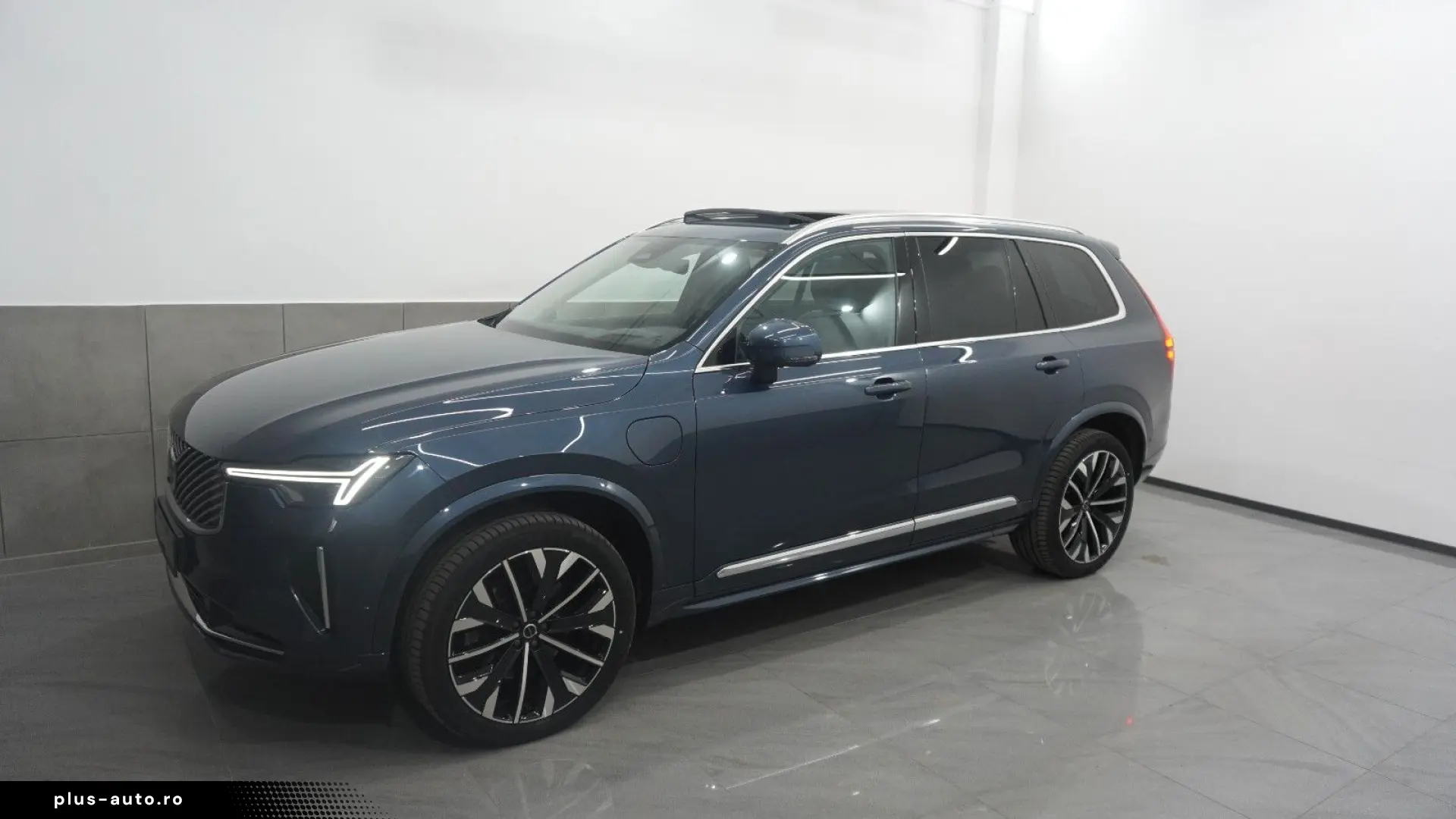 VOLVO XC90 T8 Plus Bright Hybrid Pan 360 HuD AHK BLISS