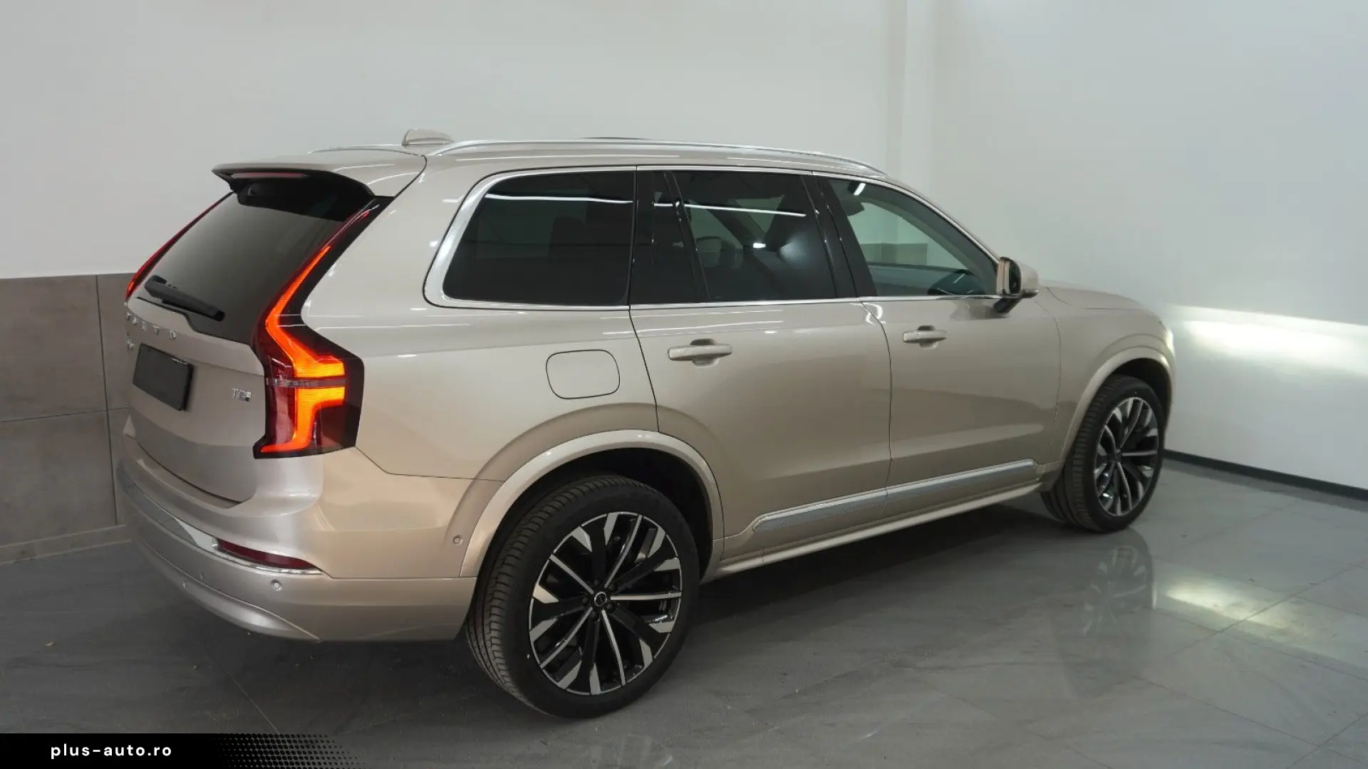 VOLVO XC90 T8 Plus Bright Hybrid Pano 360  HuD ACC TWA