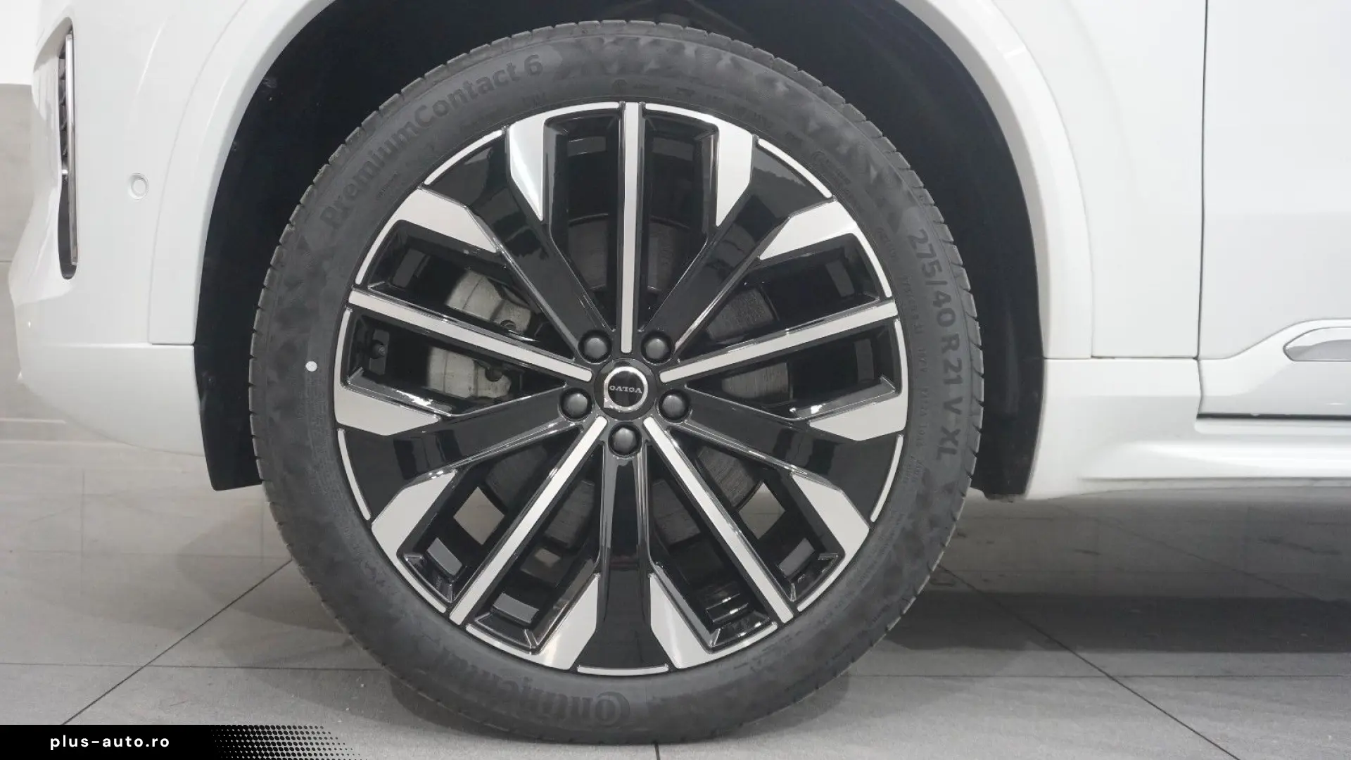 VOLVO XC90 T8 Plus Bright Hybrid Pano 360  ACC TWA H&K