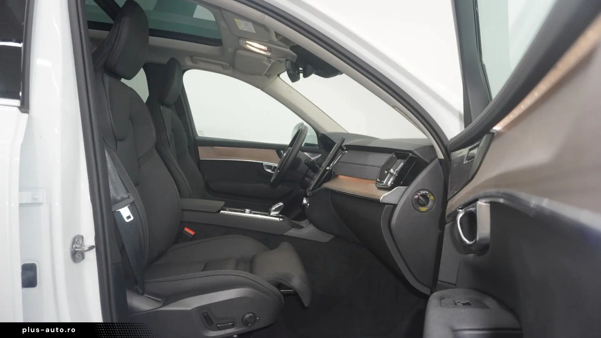 VOLVO XC90 T8 Plus Bright Hybrid Pano 360  ACC TWA H&K
