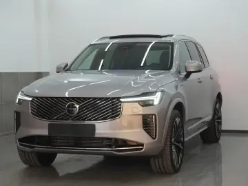 VOLVO XC90 T8 Plus Bright Hybrid AWD Pano ACC HuD AHK