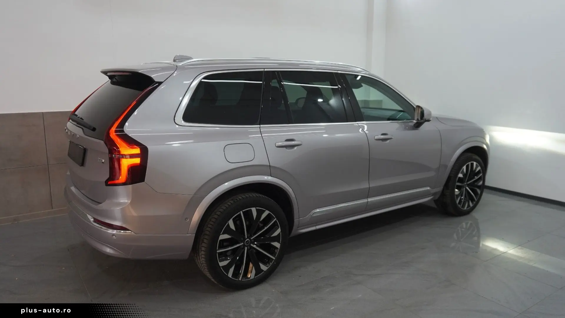 VOLVO XC90 T8 Plus Bright Hybrid AWD Pano ACC HuD AHK