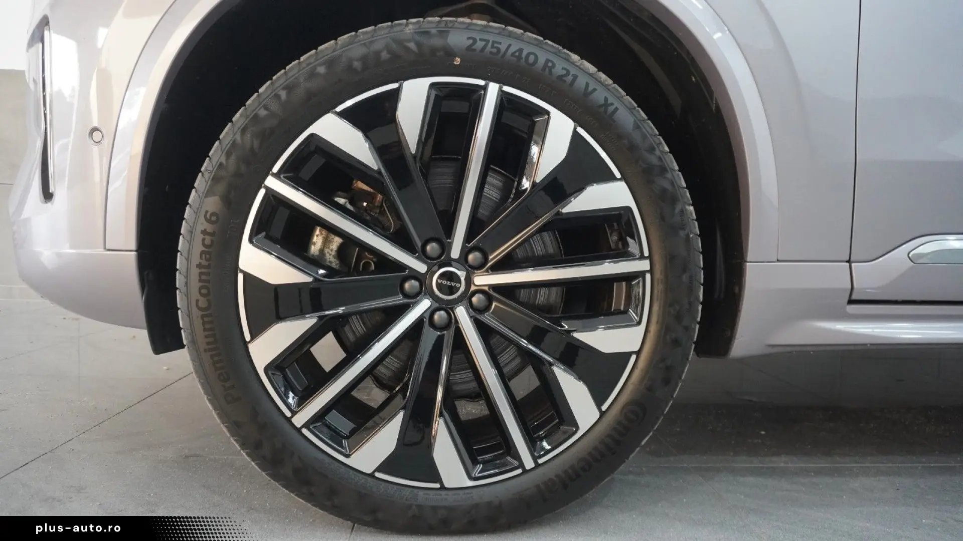 VOLVO XC90 T8 Plus Bright Hybrid AWD Pano ACC HuD AHK