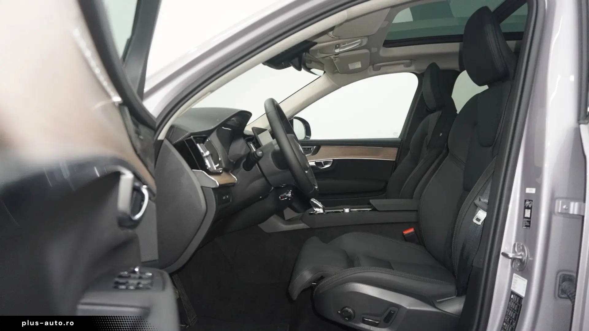 VOLVO XC90 T8 Plus Bright Hybrid AWD Pano ACC HuD AHK