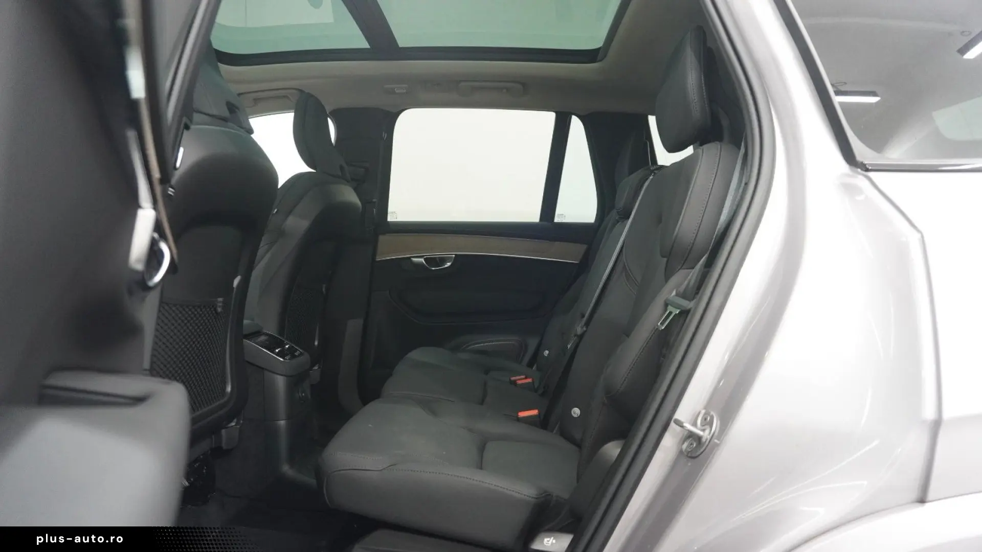 VOLVO XC90 T8 Plus Bright Hybrid AWD Pano ACC HuD AHK