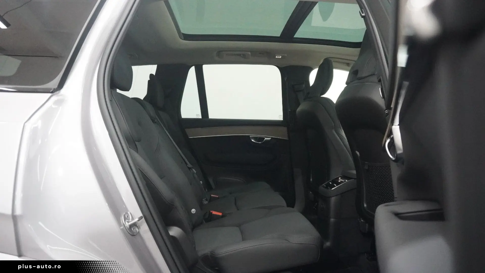 VOLVO XC90 T8 Plus Bright Hybrid AWD Pano ACC HuD AHK