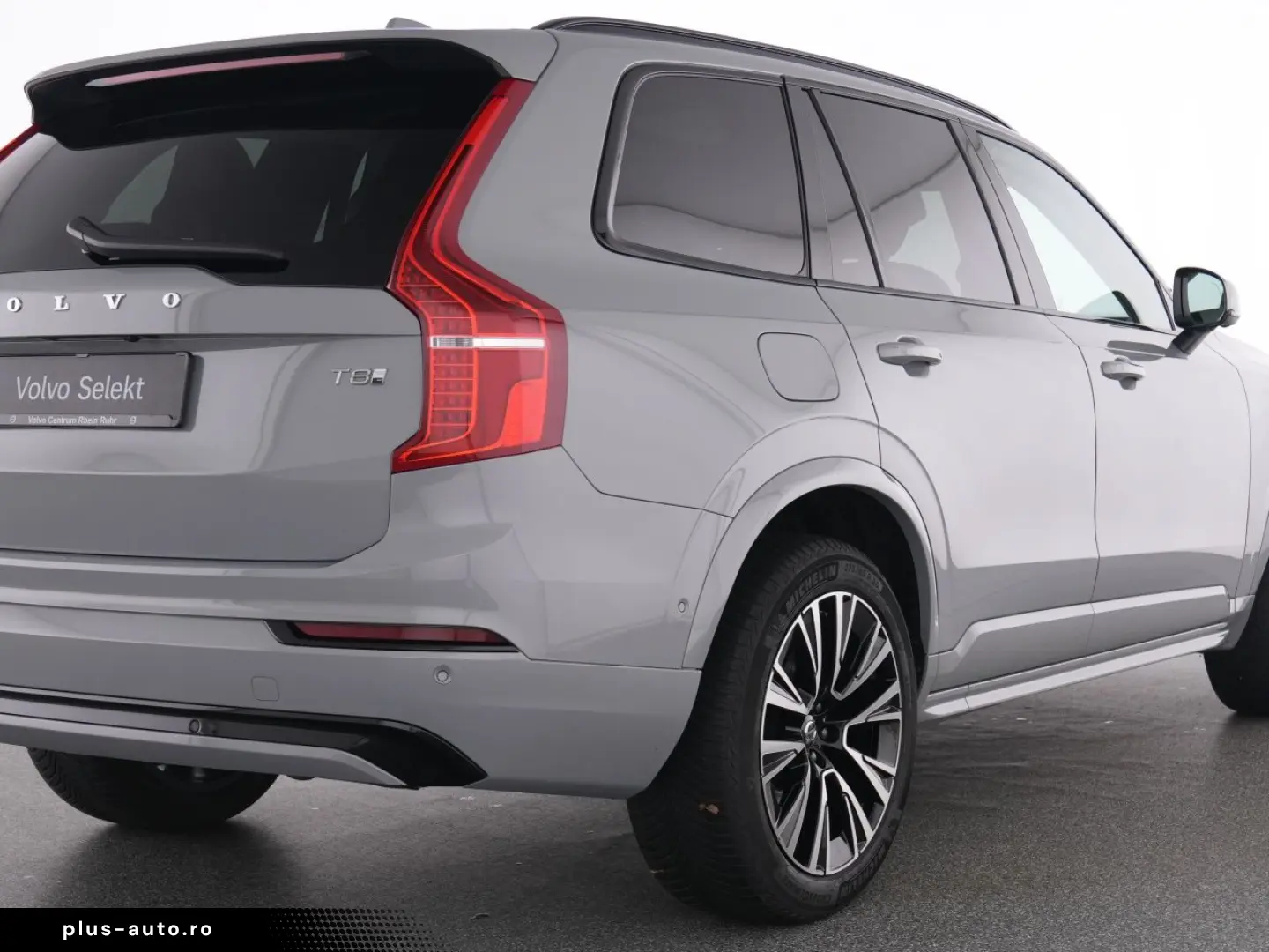 VOLVO XC90 T8 PLUG-IN AWD ULTRA DARK WINTEPAK PANO LM
