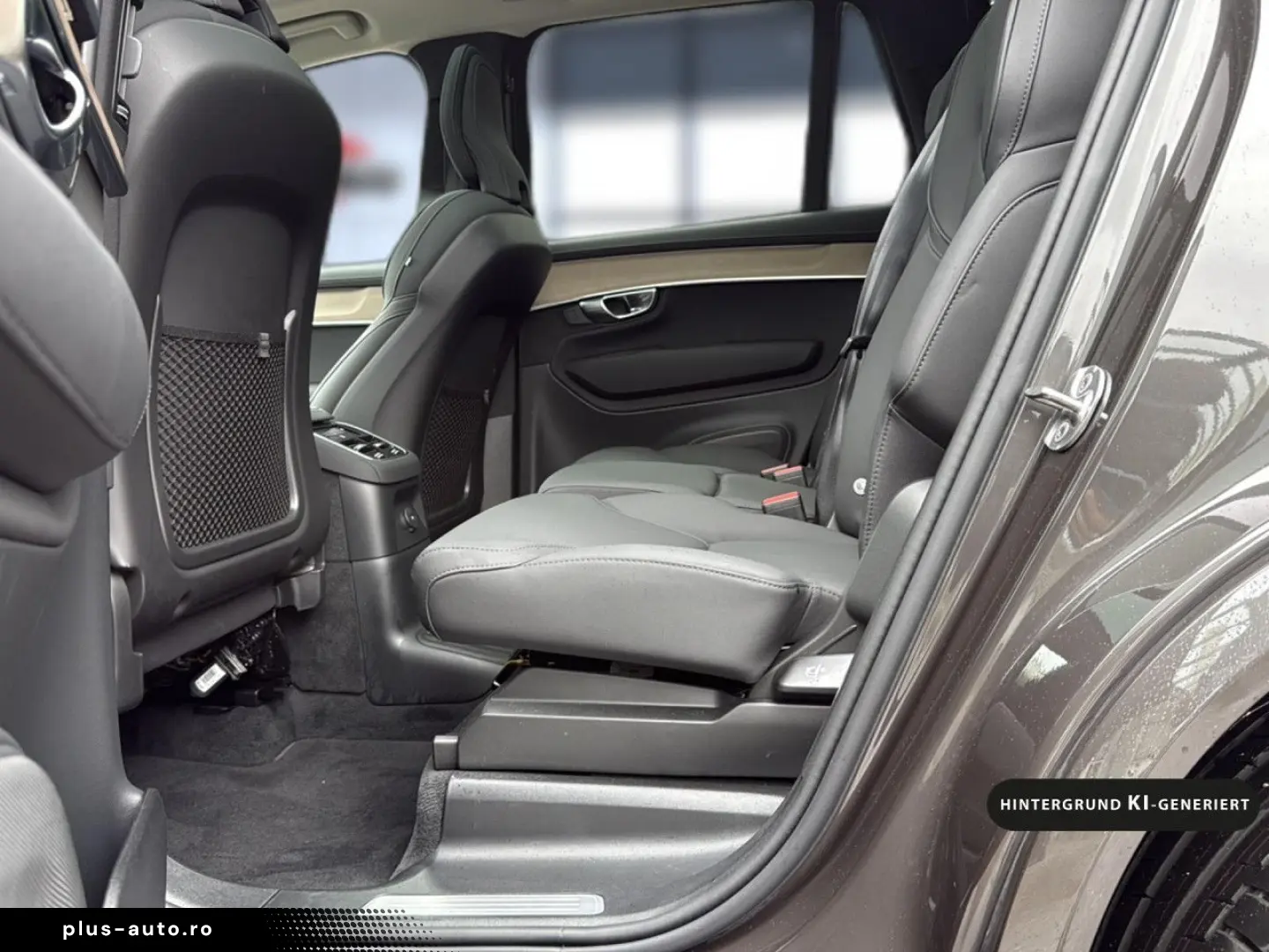 VOLVO XC90 T8 Recharge Plus Dark Plug-In Hybrid AWD