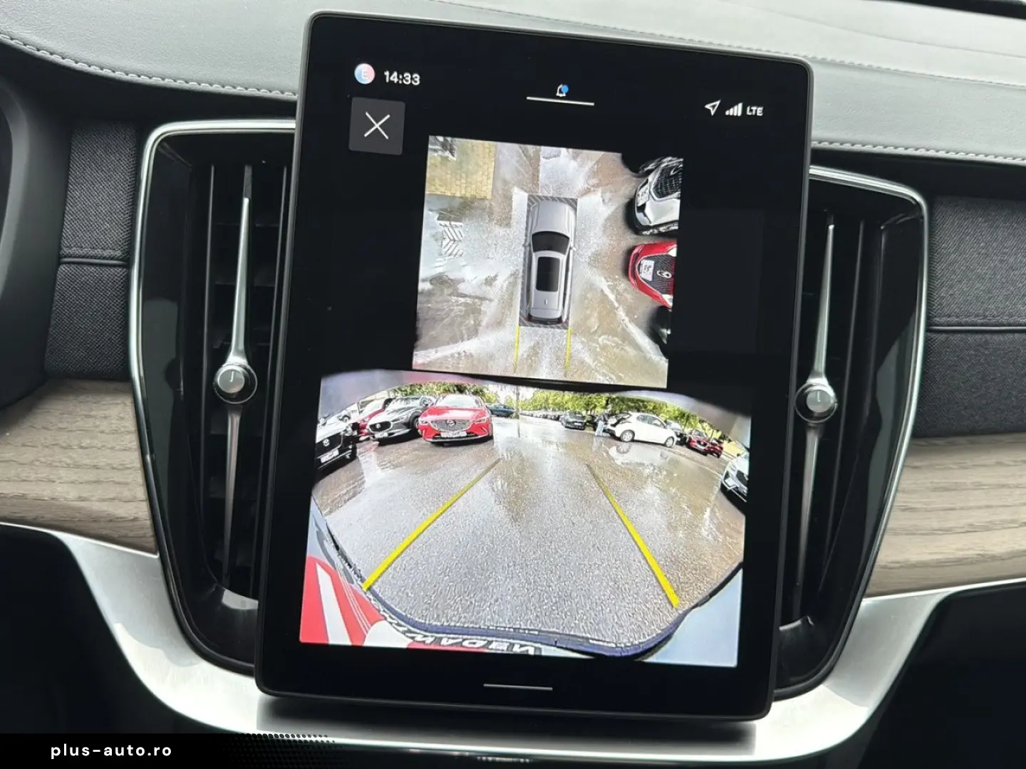 VOLVO XC90 T8 Recharge Plus Dark Plug-In Hybrid AWD