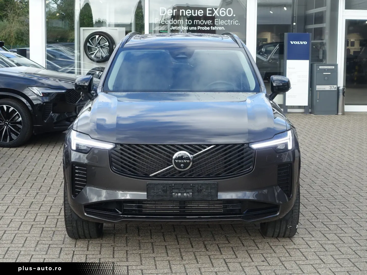 VOLVO XC90 Plus Dark T8 AWD Plug-in HUD Pano H&K 360