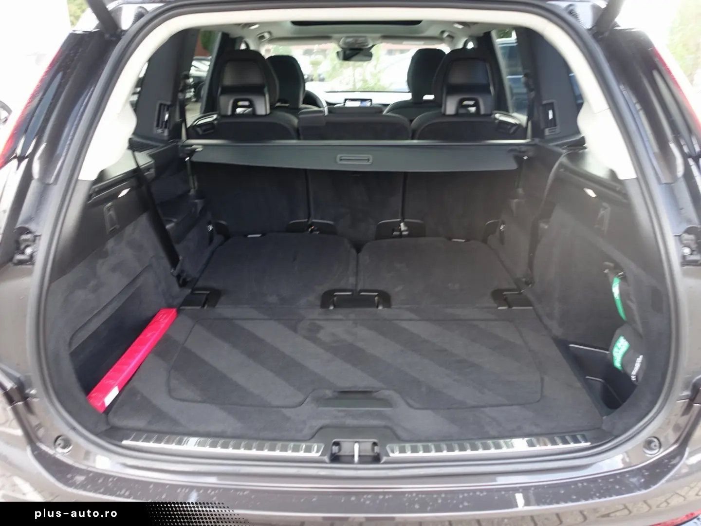 VOLVO XC90 Plus Dark T8 AWD Plug-in HUD Pano H&K 360