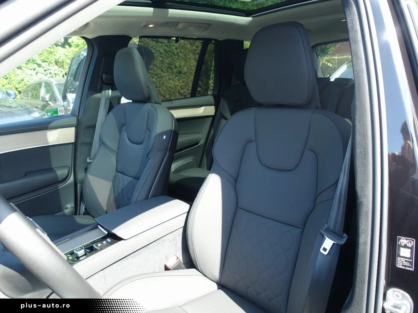 VOLVO XC90 Ultra Bright T8 AWD 360 Cam HeadUp Pano.