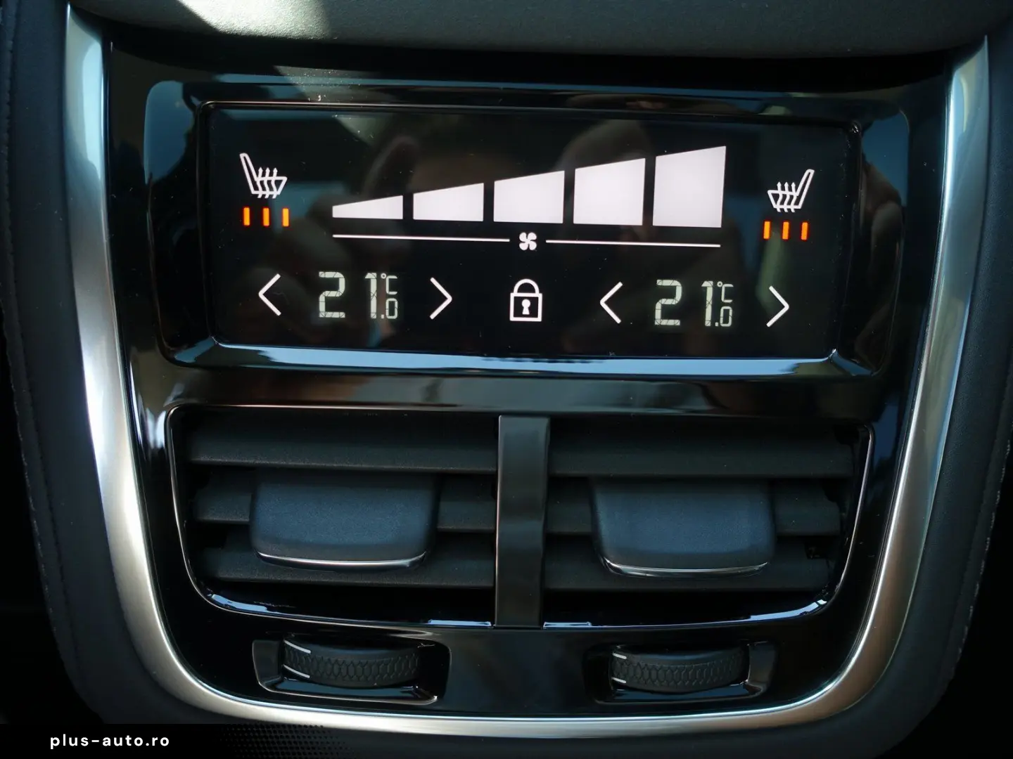 VOLVO XC90 Ultra Bright T8 AWD 360 Cam HeadUp Pano.