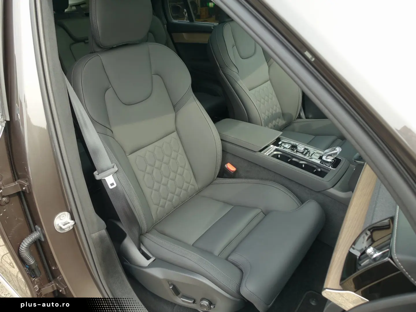 VOLVO XC90 Ultra Bright T8 AWD Plug-in Hybrid HUD PANO