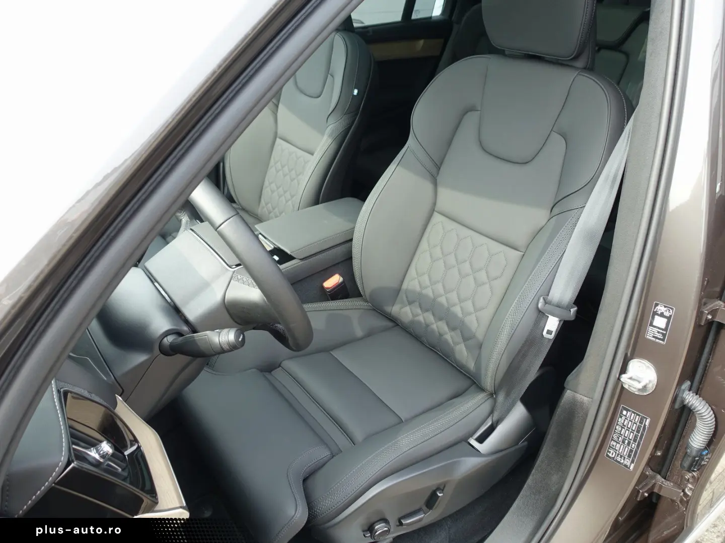 VOLVO XC90 Ultra Bright T8 AWD Plug-in Hybrid HUD PANO