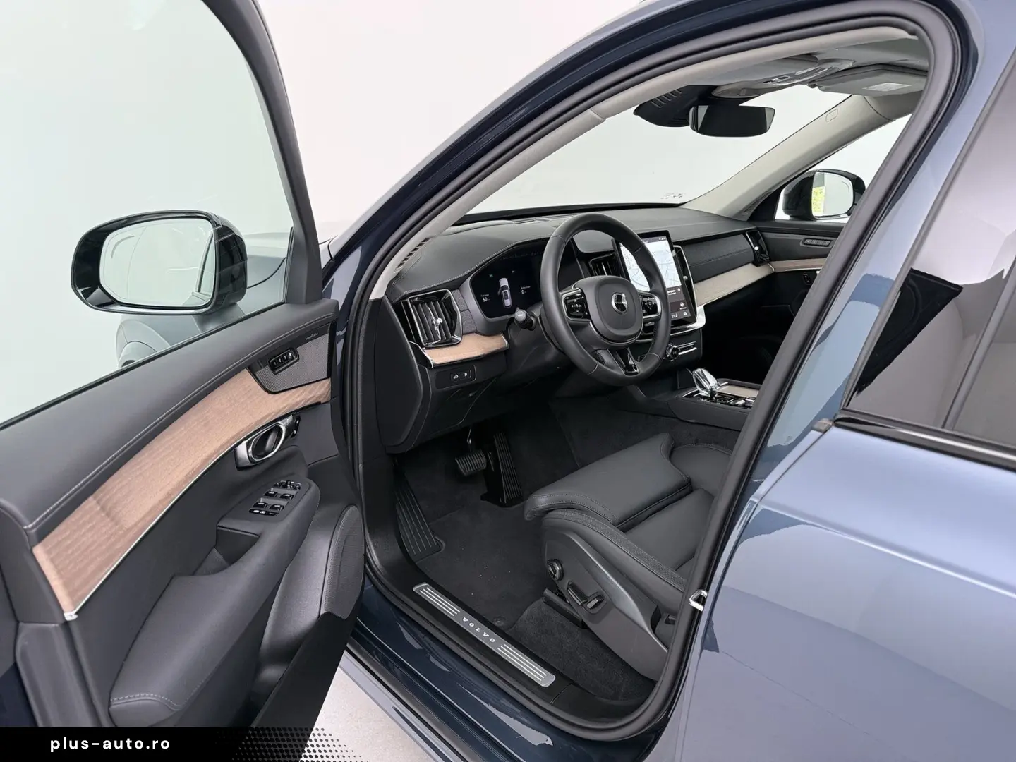 VOLVO XC90 New T8 AWD Plus Dark AWD