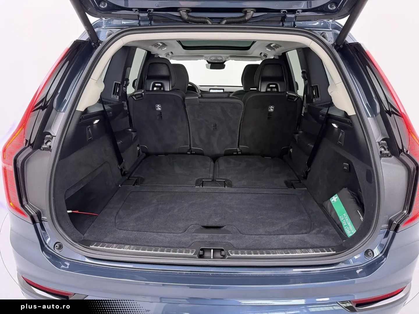 VOLVO XC90 New T8 AWD Plus Dark AWD
