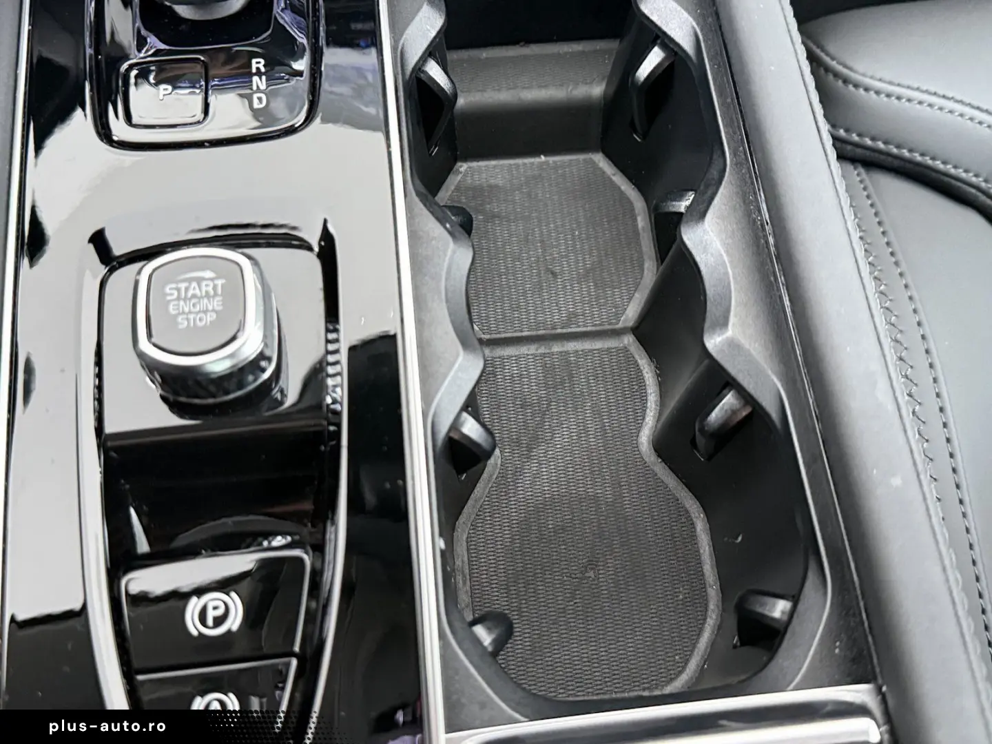 VOLVO XC90 New T8 AWD Plus Dark AWD