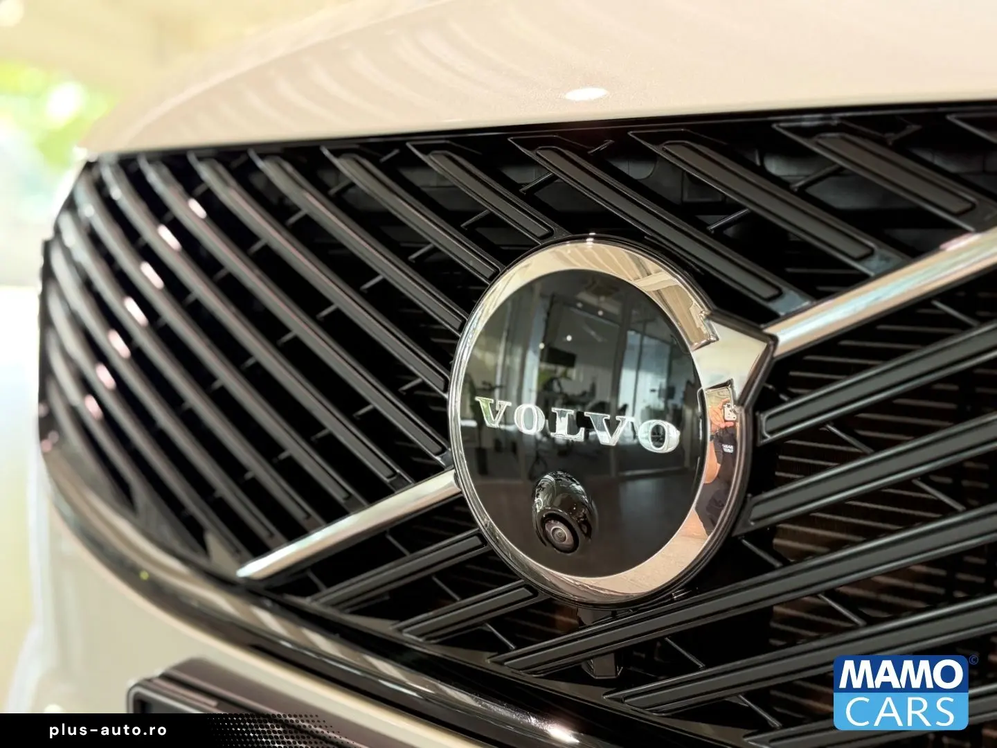 VOLVO XC90 T8 AWD Plus Dark FACELIFT HUD PANO ACC 360
