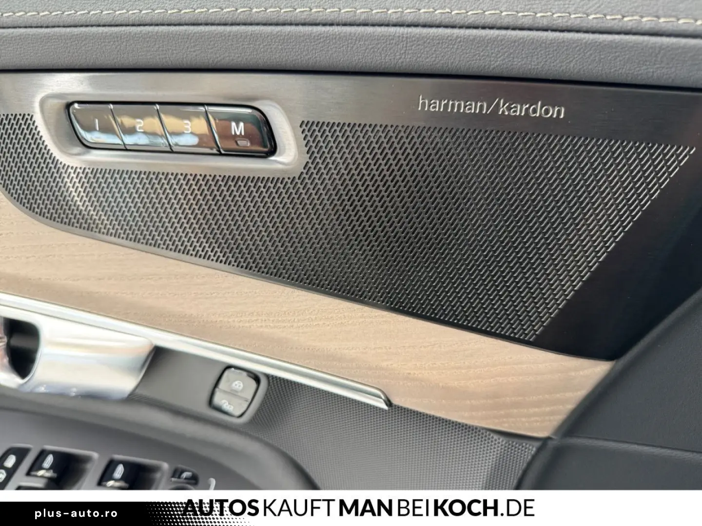 VOLVO XC90 T8 AWD Plug-In Dark HUD 360  BLIS ACC H&K
