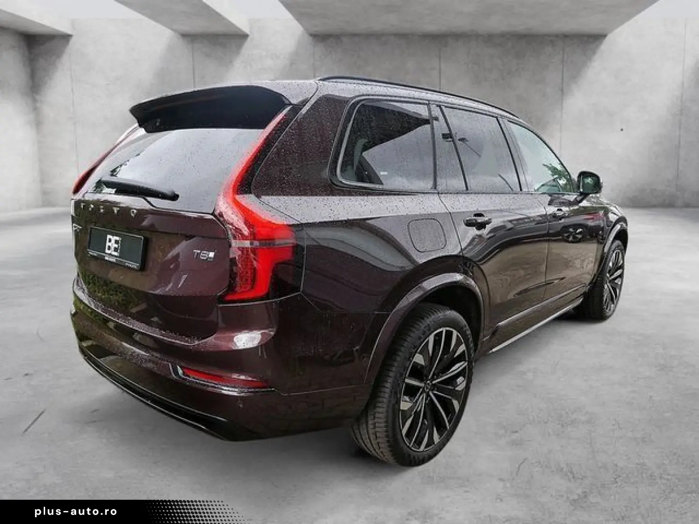 VOLVO XC90 T8 Plus Dark Recharge Plug-In Hybrid AWD