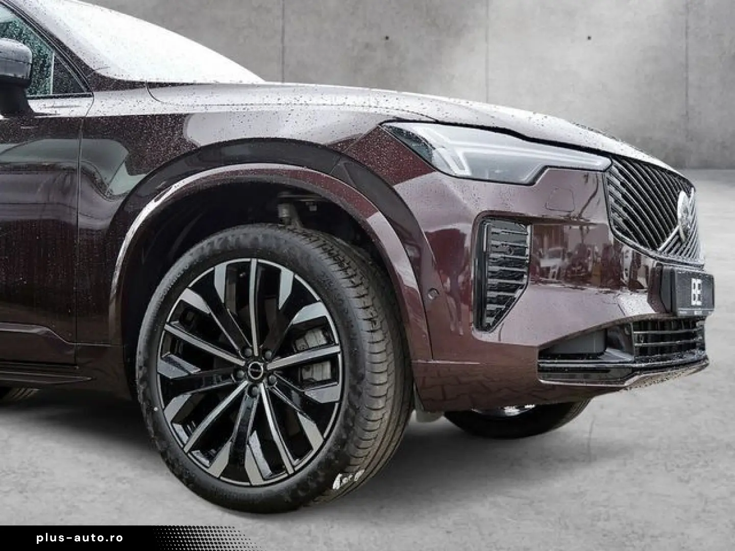 VOLVO XC90 T8 Plus Dark Recharge Plug-In Hybrid AWD