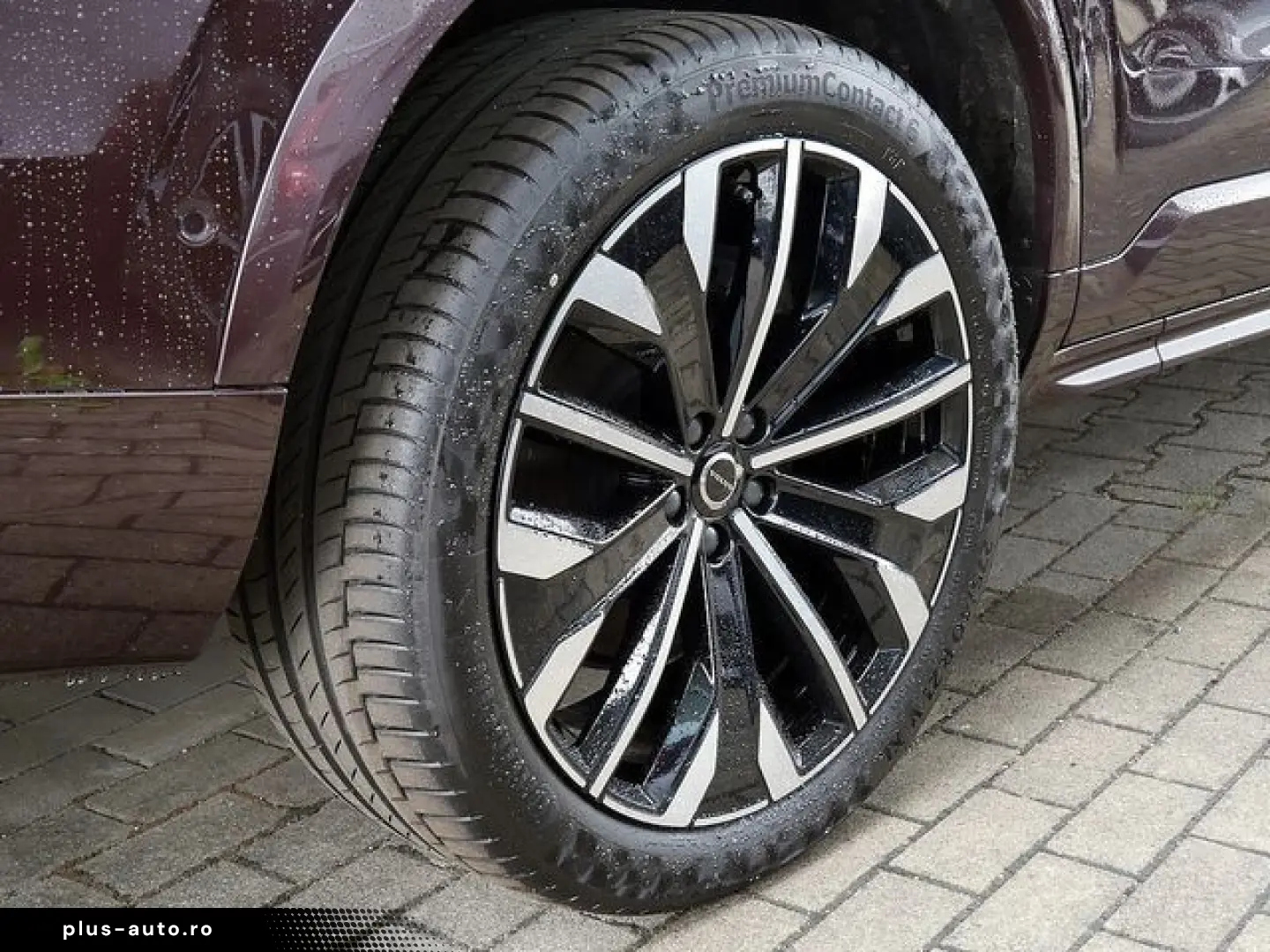 VOLVO XC90 T8 Plus Dark Recharge Plug-In Hybrid AWD