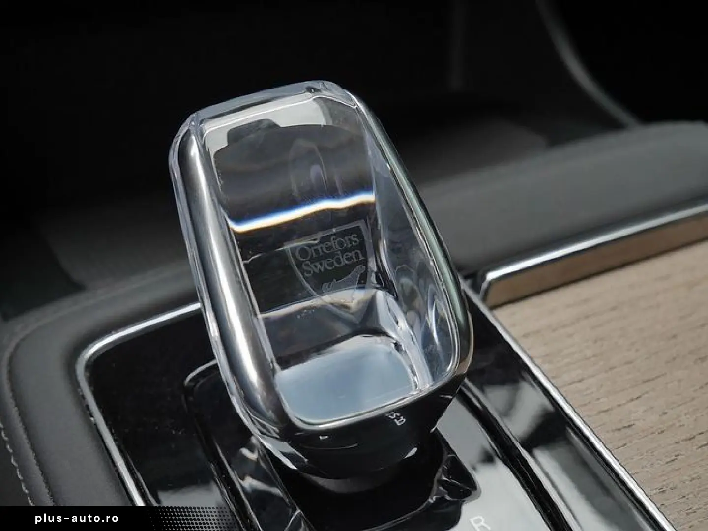 VOLVO XC90 T8 Plus Dark Recharge Plug-In Hybrid AWD