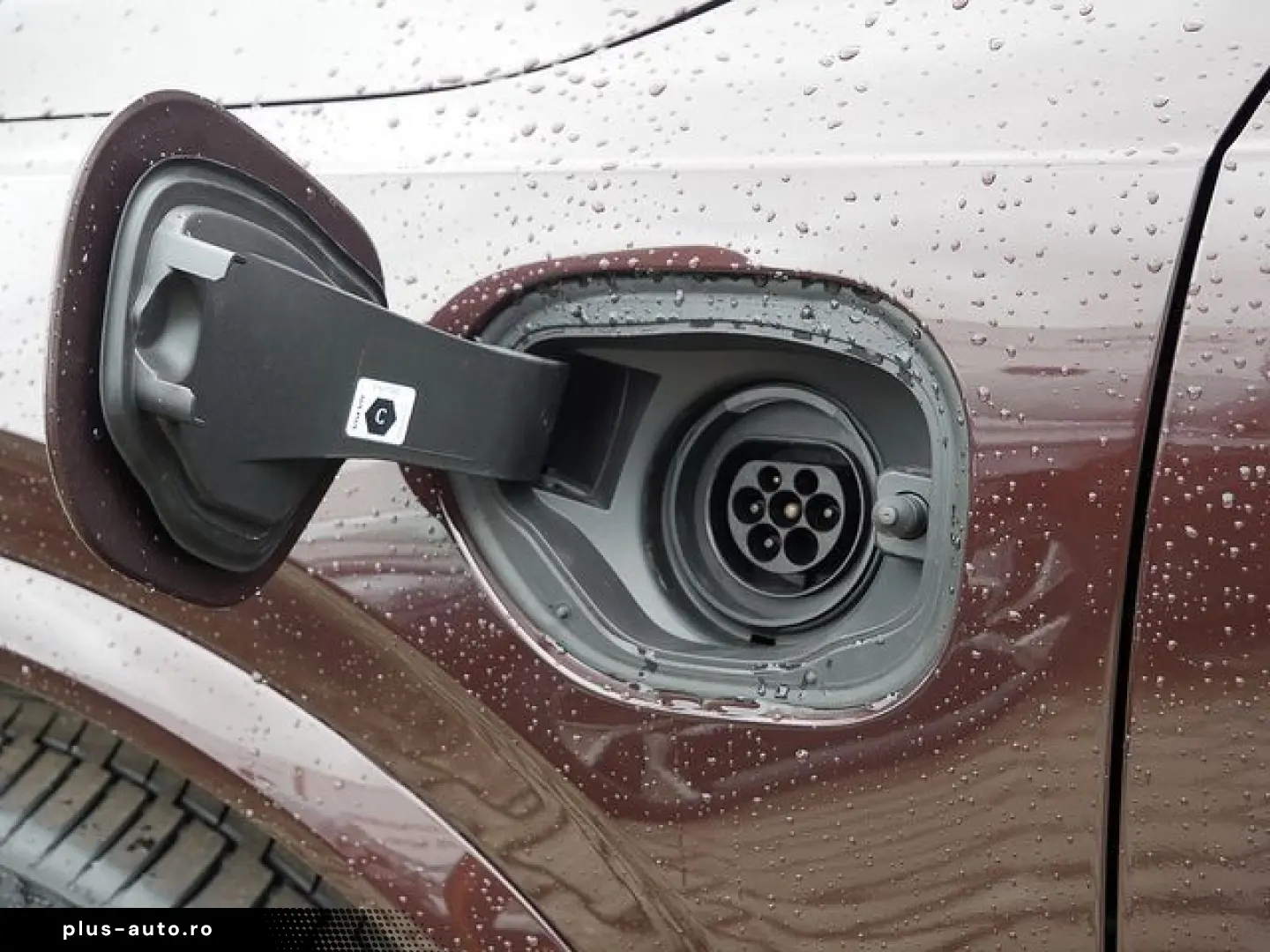 VOLVO XC90 T8 Plus Dark Recharge Plug-In Hybrid AWD