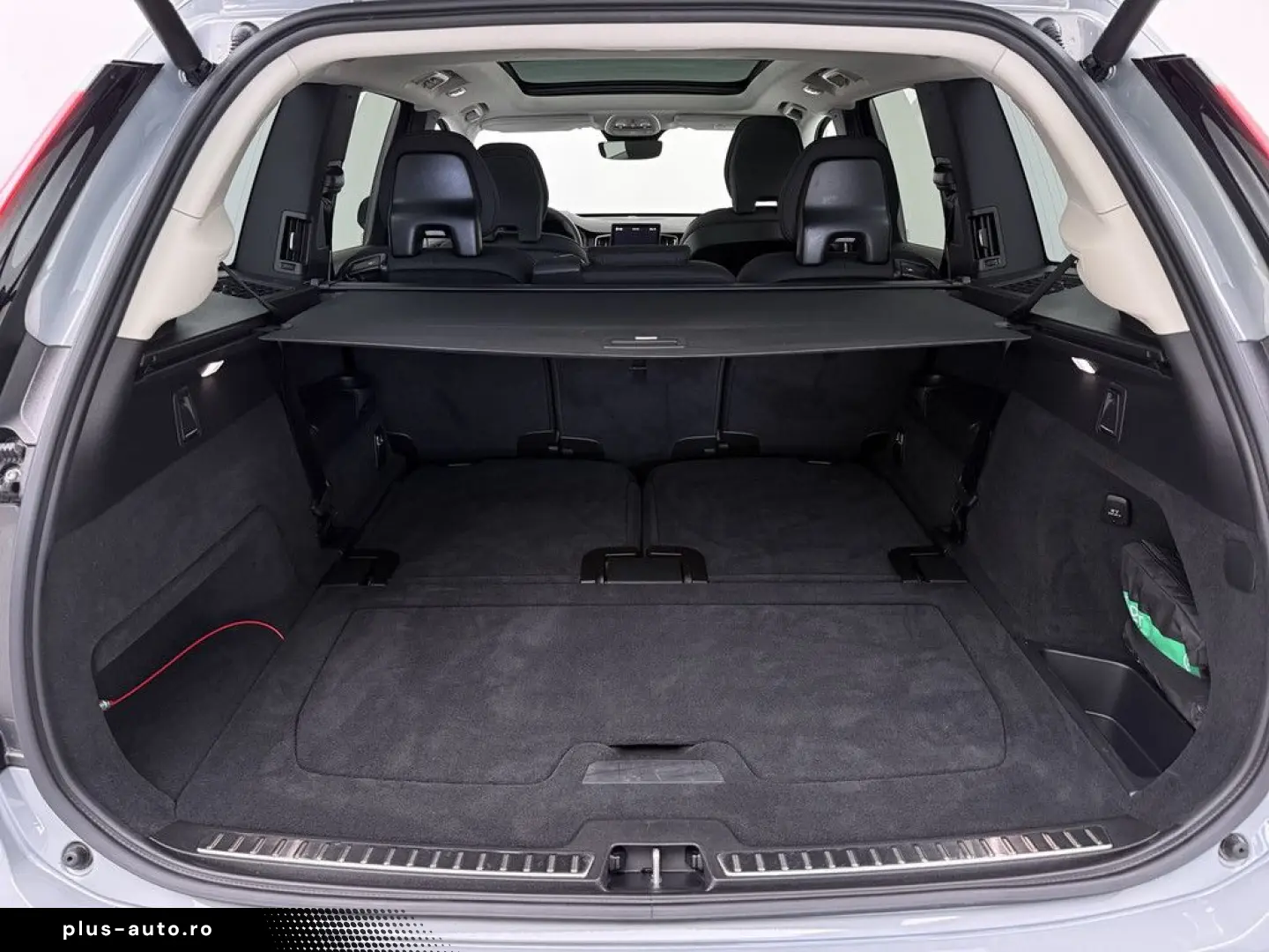 VOLVO XC90 T8 AWD Recharge Plus Dark HUD PANO 360
