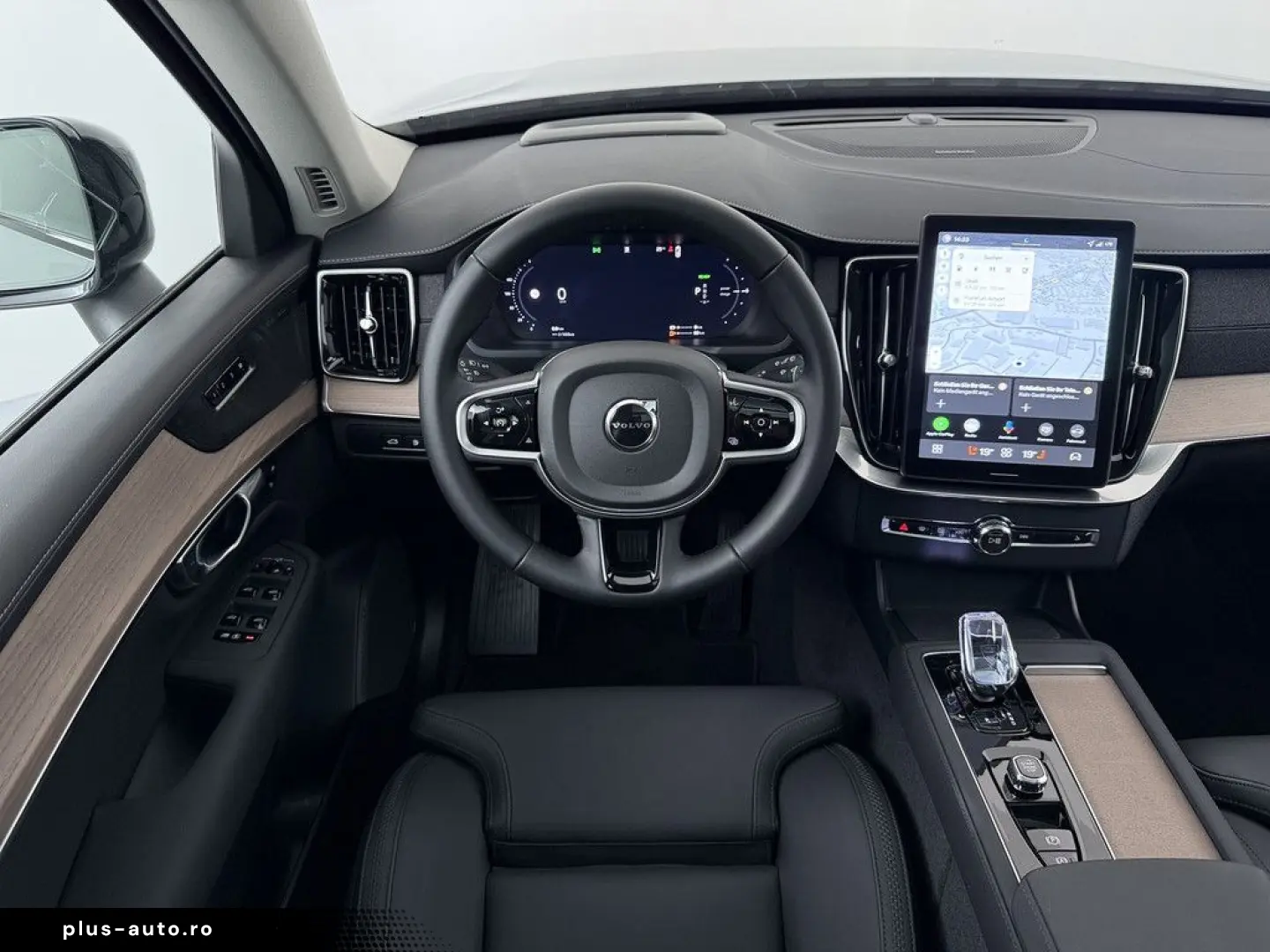 VOLVO XC90 T8 AWD Recharge Plus Dark HUD PANO 360