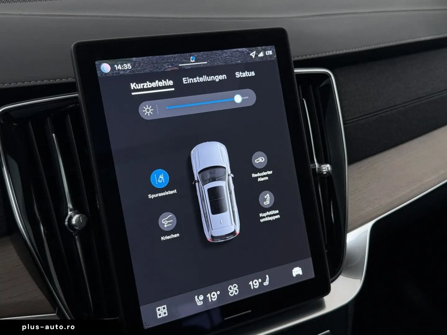 VOLVO XC90 T8 AWD Recharge Plus Dark HUD PANO 360