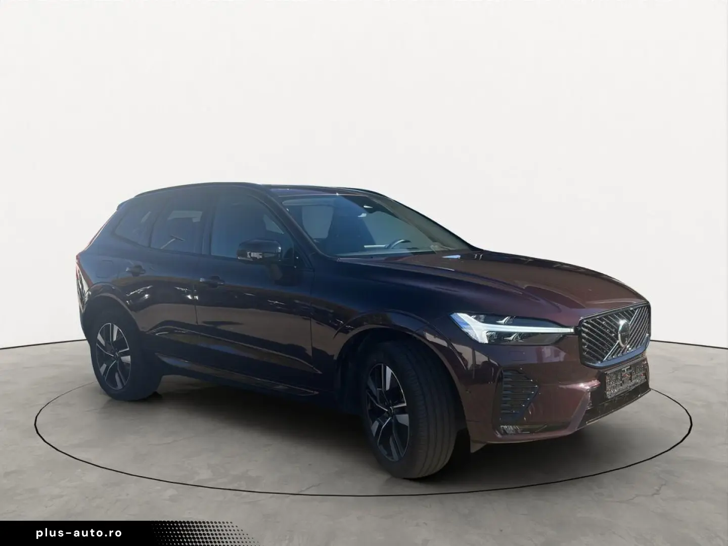 VOLVO XC60 B5 Plus Dark 360  H K PANO LED 19
