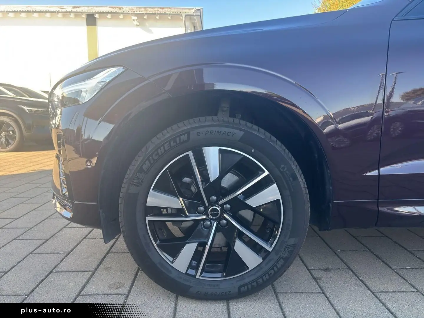 VOLVO XC60 B5 Plus Dark 360  H K PANO LED 19
