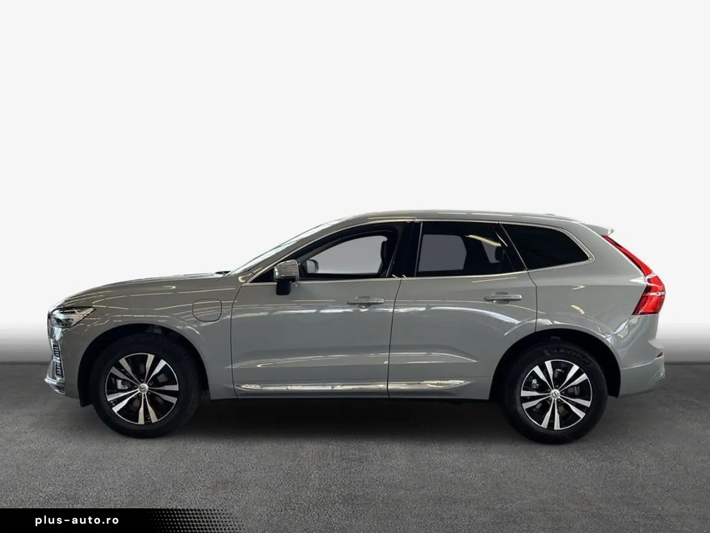VOLVO XC60 T6 AWD Recharge Glasd Pilot BLIS Standheizu