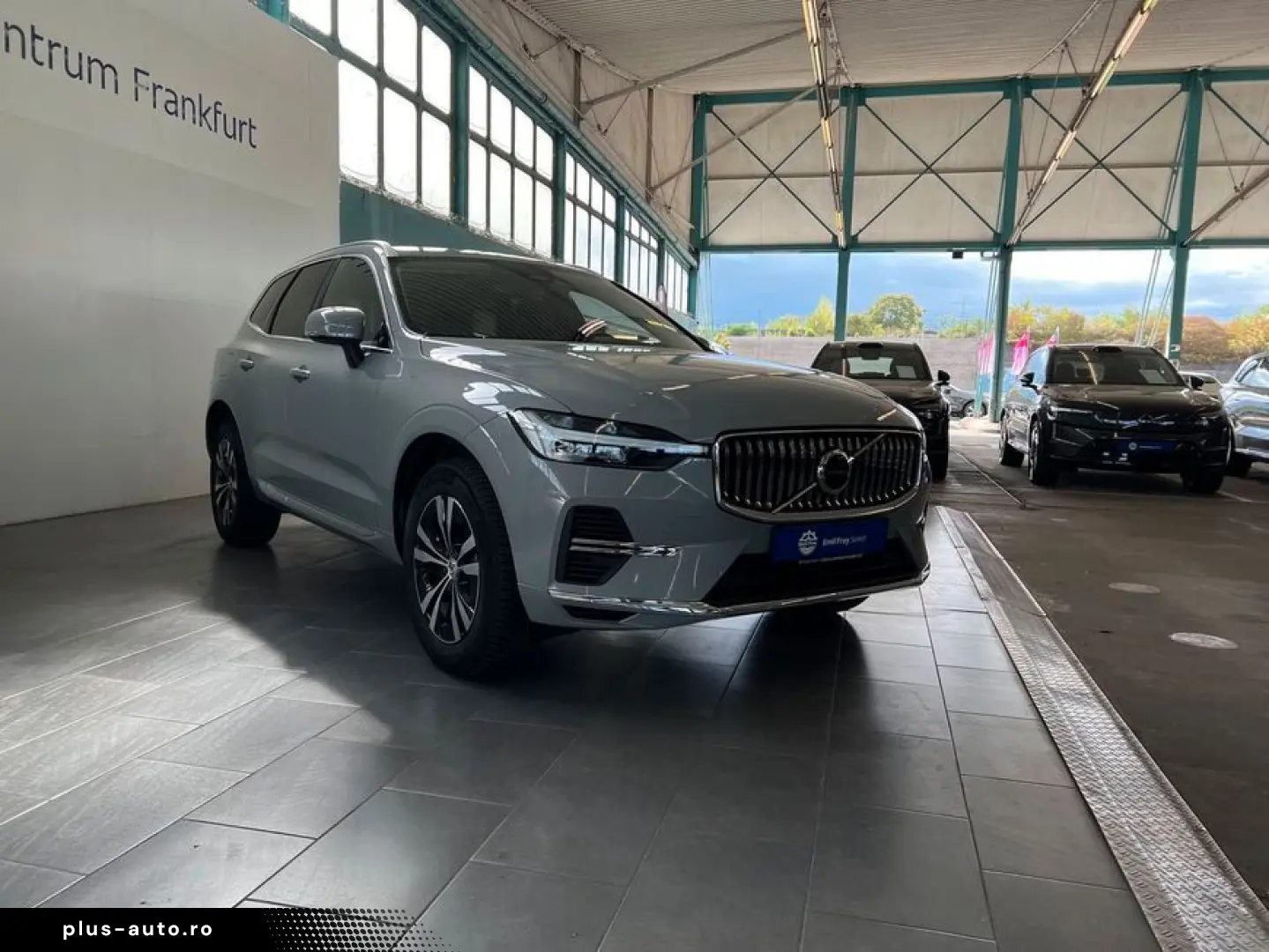 VOLVO XC60 T6 AWD Recharge Glasd Pilot BLIS Standheizu
