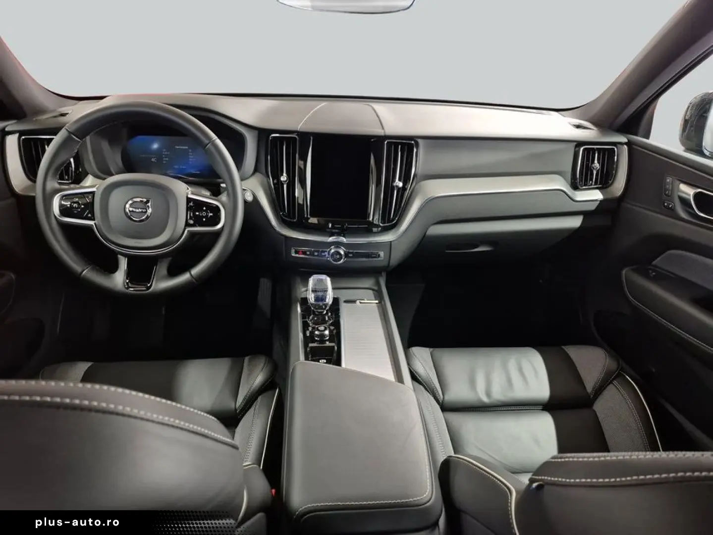 VOLVO XC60 B5 B AWD Plus Black Edition Winter-Paket